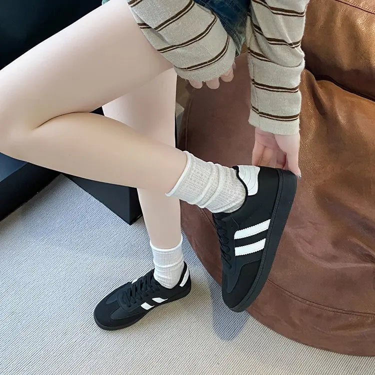 Women's Casual Walking Sneakers - Fashion Flat Vulcanized Shoes for Outdoor Activities