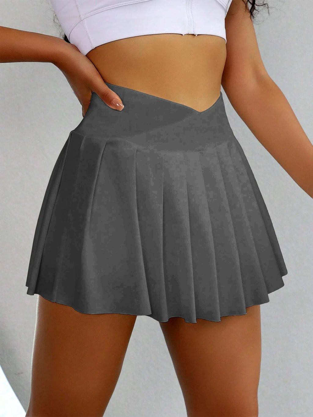 Women's Athletic Tennis Skirt - Quick-Dry Sports Skirt with Phone Pocket